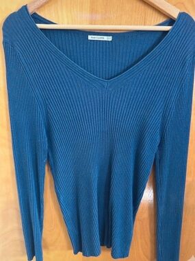 Pink Clover Teal Ribbed V-Neck Long Sleeve Top